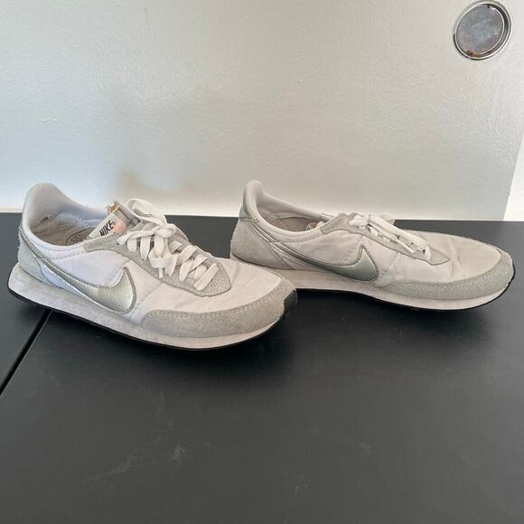 Nike Waffle Trainer 2 White Metal Silver Women's sneakers Size 9.5  $90 - Picture 13 of 13